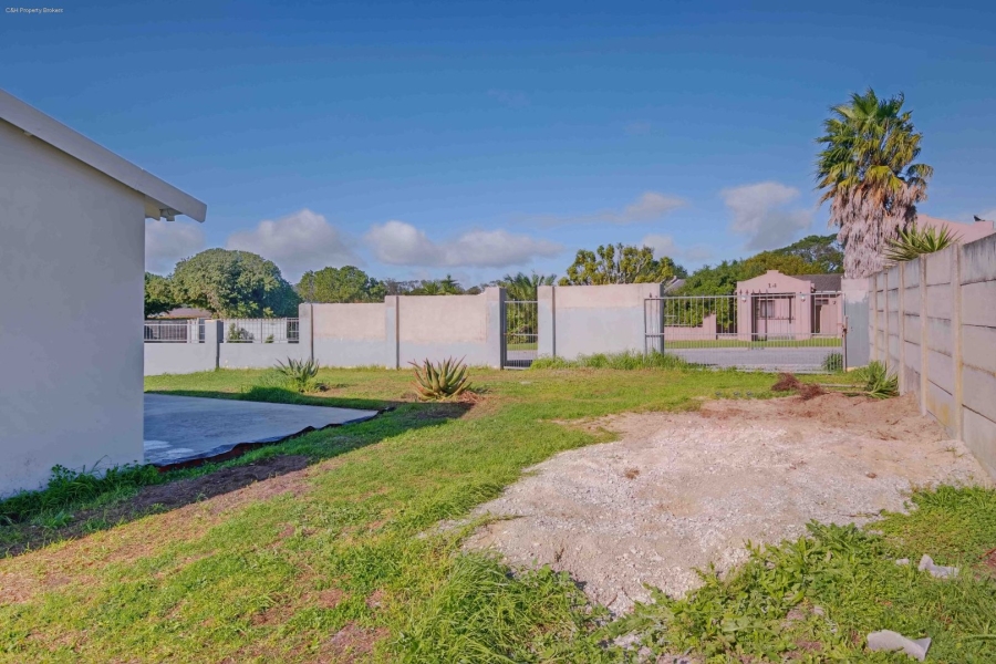 2 Bedroom Property for Sale in Sherwood Eastern Cape